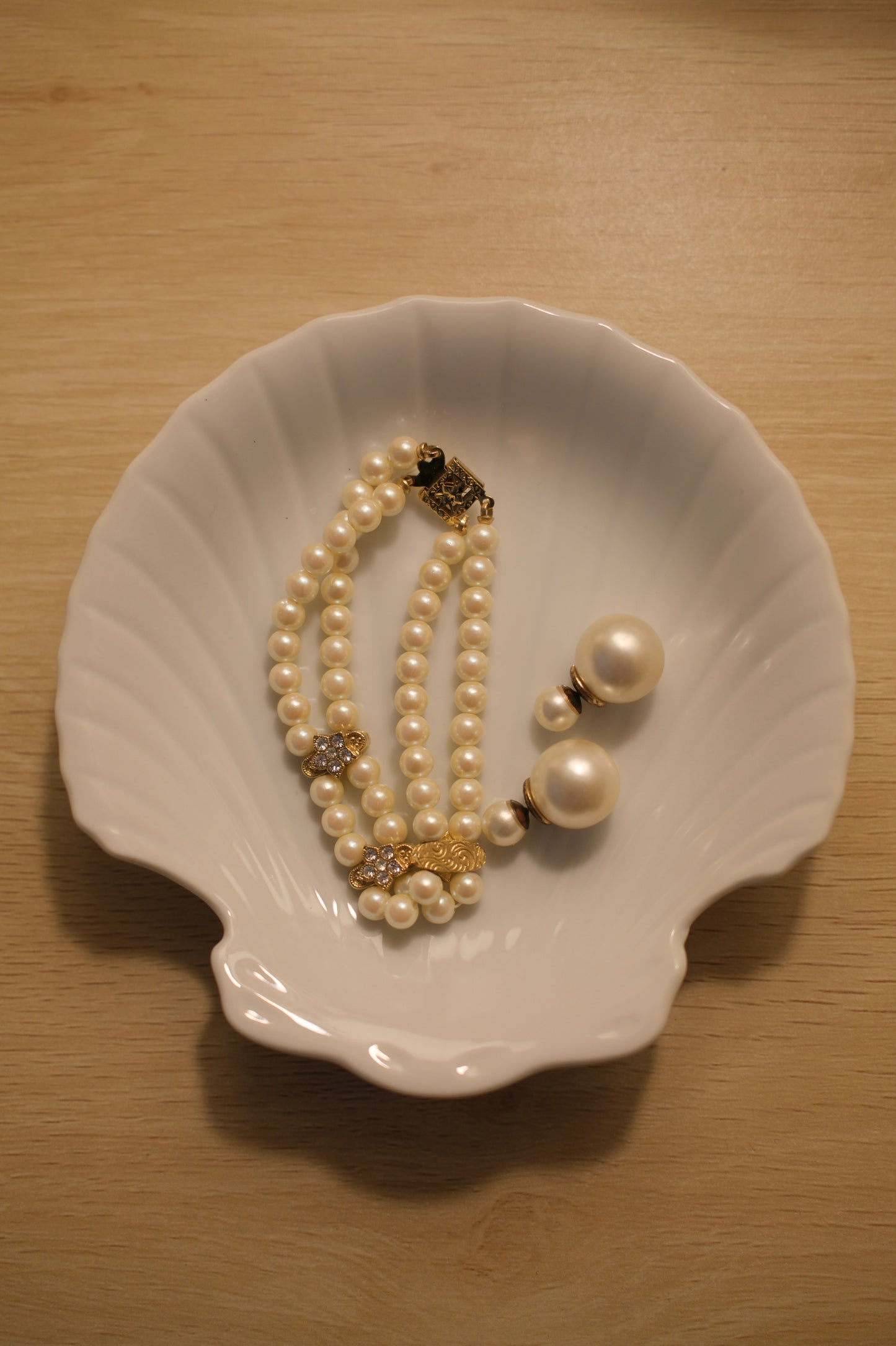 Vintage Shell Plates (Set of 5)